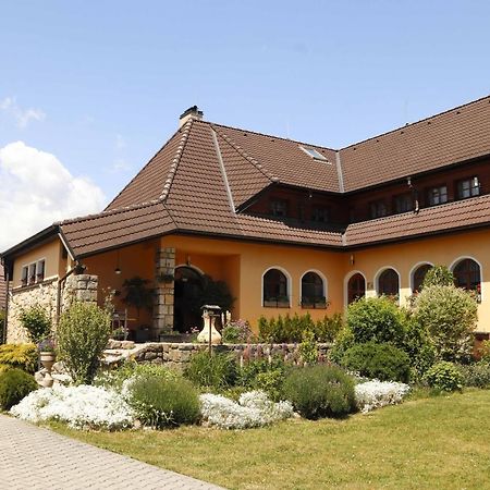 Apartman U Vagnera Dvůr Králové nad Labem Екстериор снимка