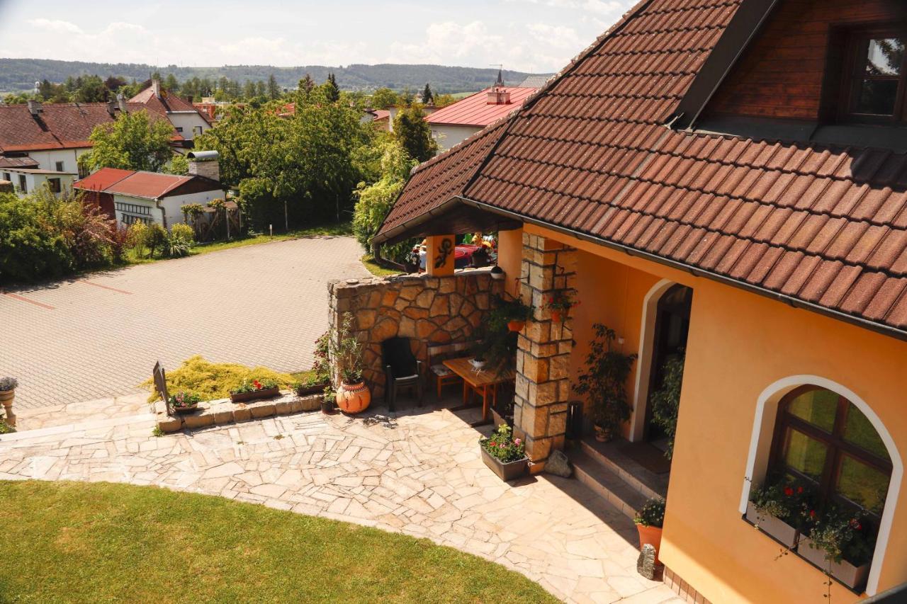 Apartman U Vagnera Dvůr Králové nad Labem Екстериор снимка