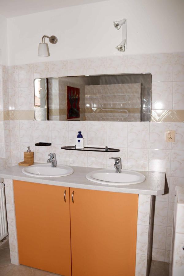 Apartman U Vagnera Dvůr Králové nad Labem Екстериор снимка